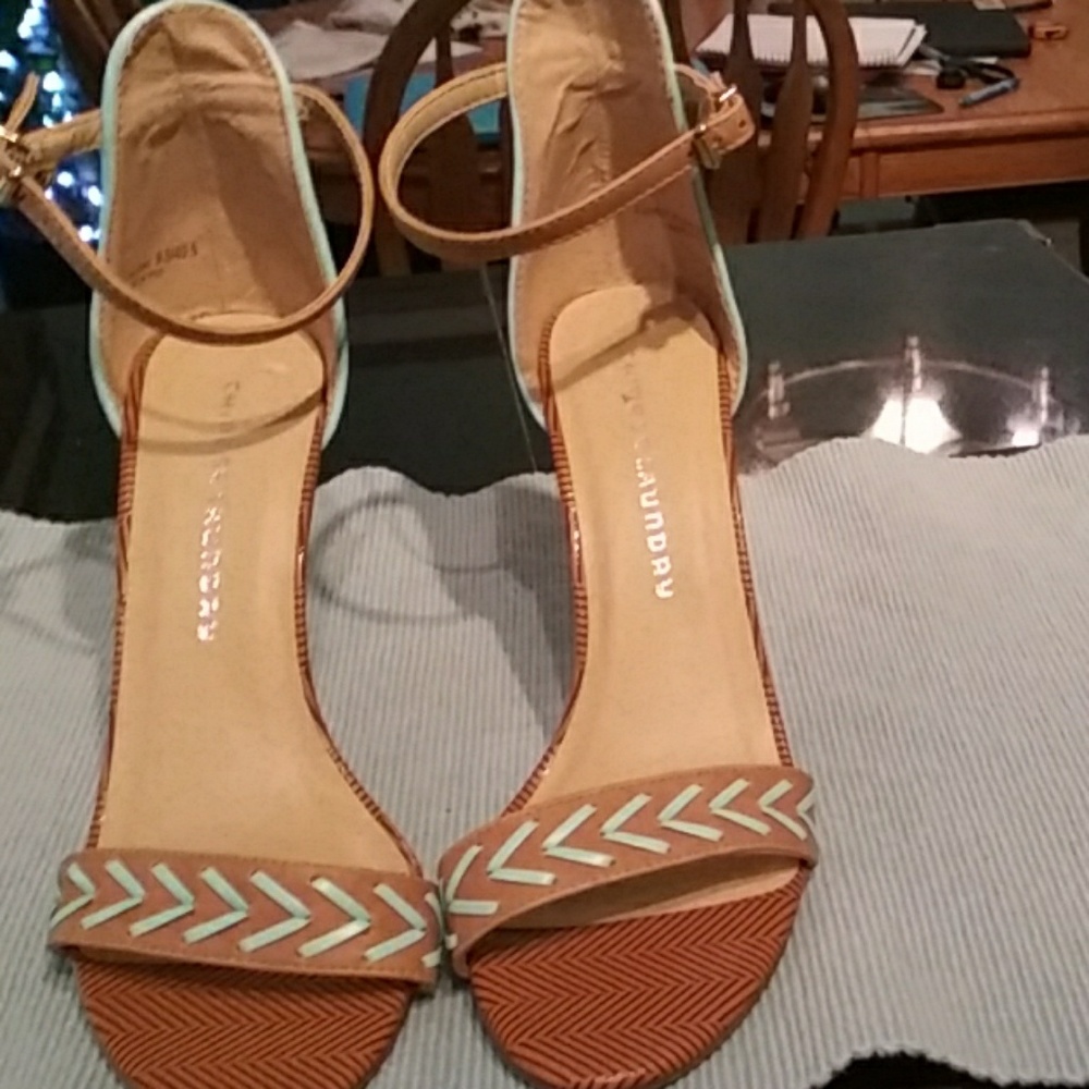 Chinese laundry heels